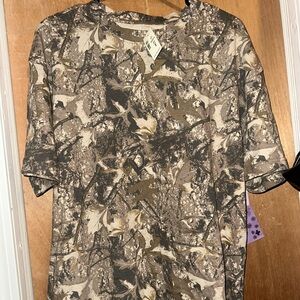 Aeropostale Men's Short Sleeve Camo Tee in Tan and Brown